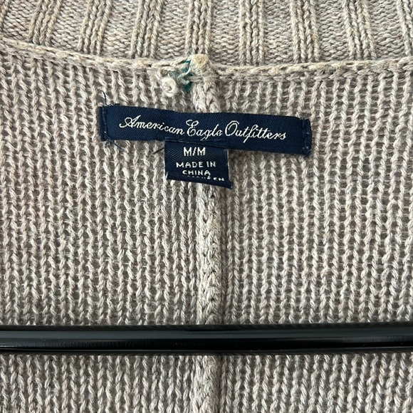 American Eagle Slouchy Cardigan - Picture 3 of 6
